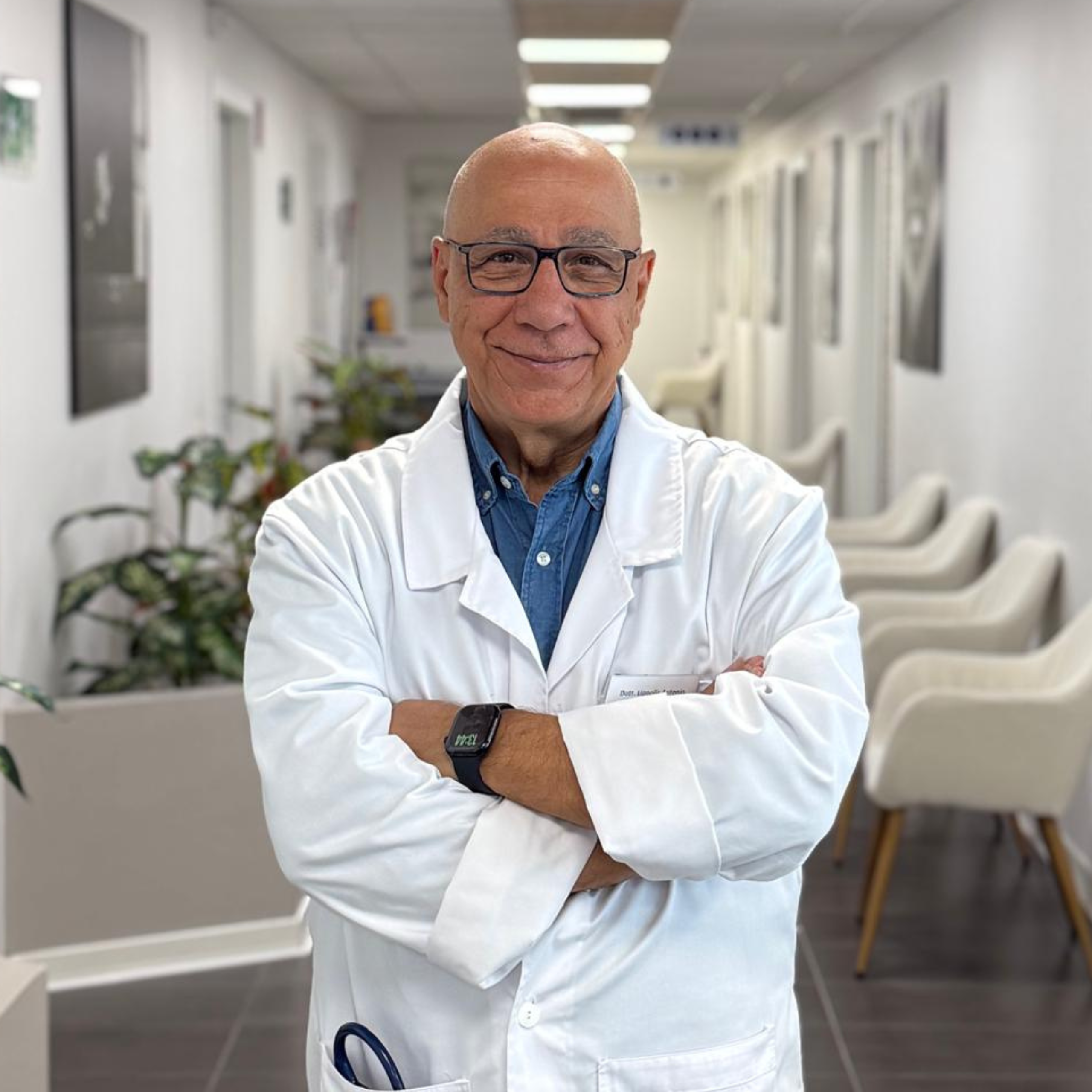 dr. Antonio Lippolis, cardiologo, effettua visite cardiologiche con elettrocardiogramma ed ecocardiogramma.